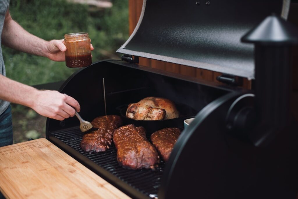 entdecken sie unseren hochwertigen smoker grill für unvergleichlichen geschmack beim grillen. perfekt für langsames räuchern und saftige, aromatische speisen.